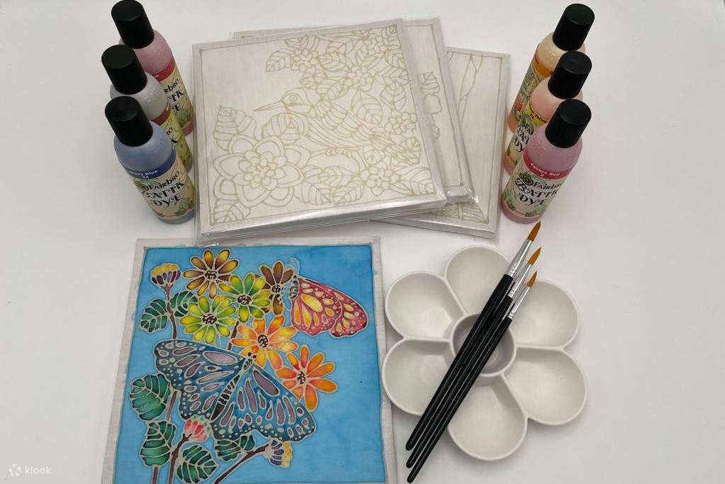 Bonding over Batik workshop