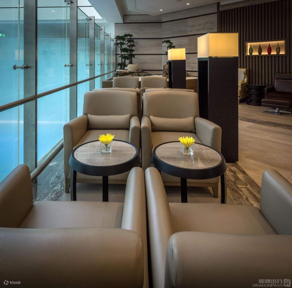 Dubai International Airport Lounge Service by Ahlan Lounge