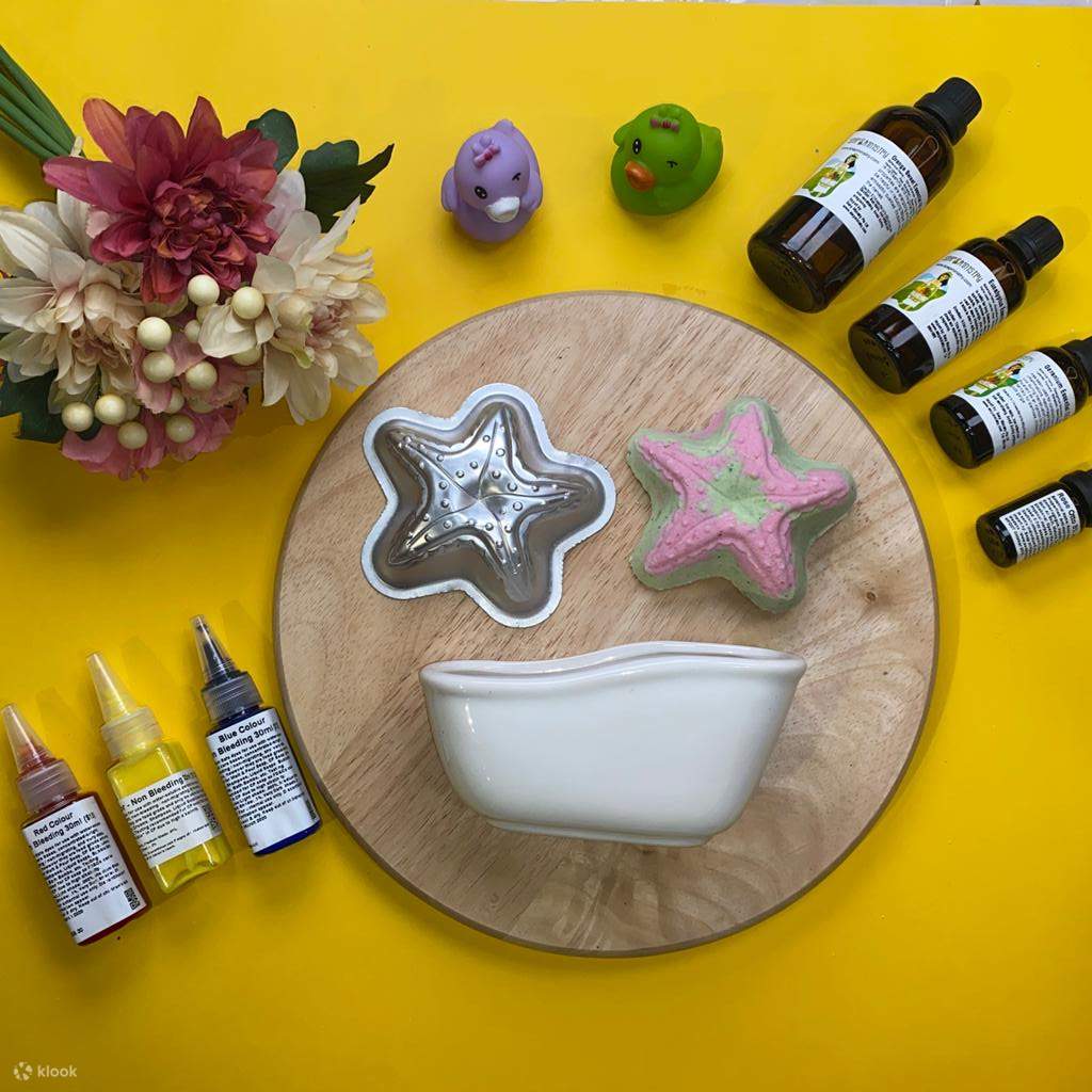 ปลดปล่อยความคิดสร้างสรรค์ของคุณด้วยการทำบาธบอมบ์จากธรรมชาติด้วยตัวคุณเอง โดยใช้น้ำมันหอมระเหยแทนน้ำหอม 