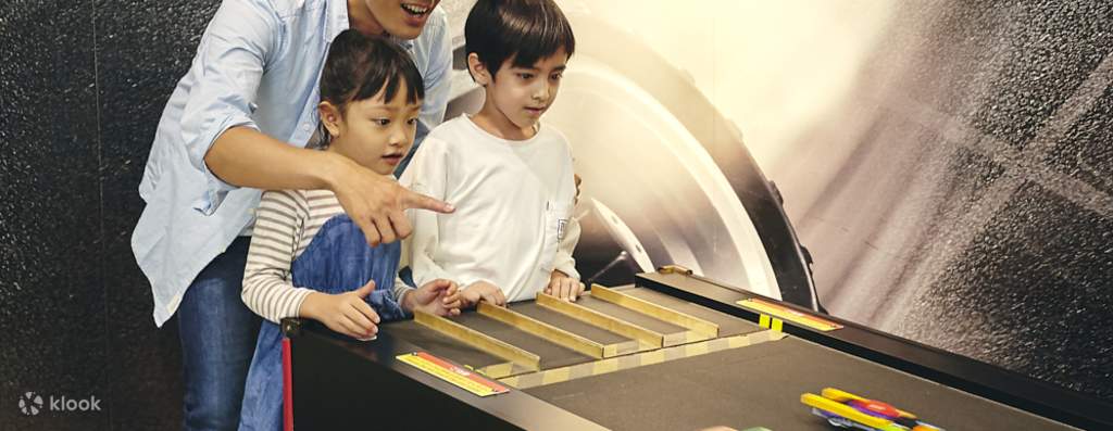 build to your heart’s content at legoland discovery center tokyo