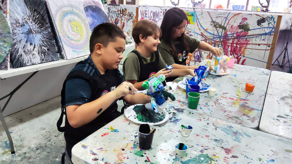 Nghệ thuật quay tại Spin Paint House