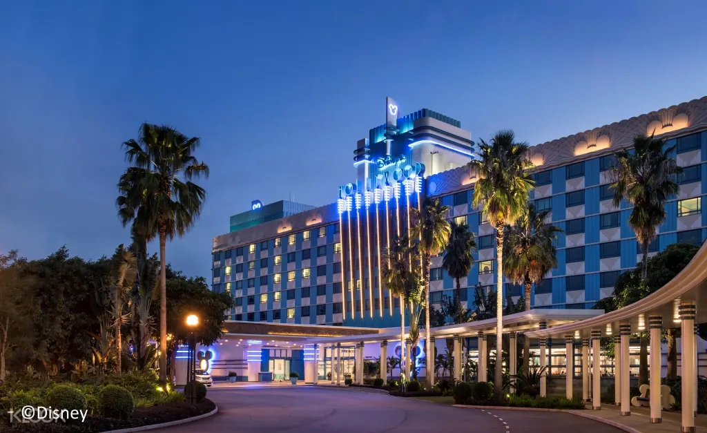 Hong Kong Disney S Hollywood Hotel 2 Adult 2 Day Admission Tickets To Disneyland Klook Us