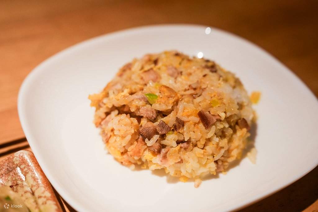 与专业厨师一起上的京都拉面和饺子烹饪课