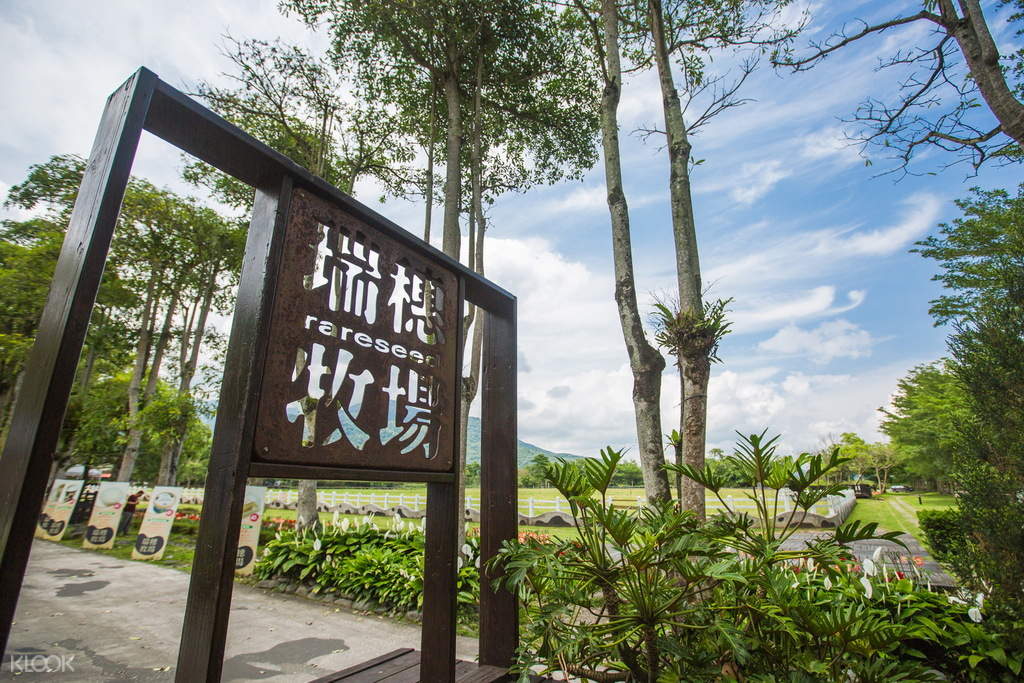 Shared Sightseeing Car Charter for Taitung and Kenting ...