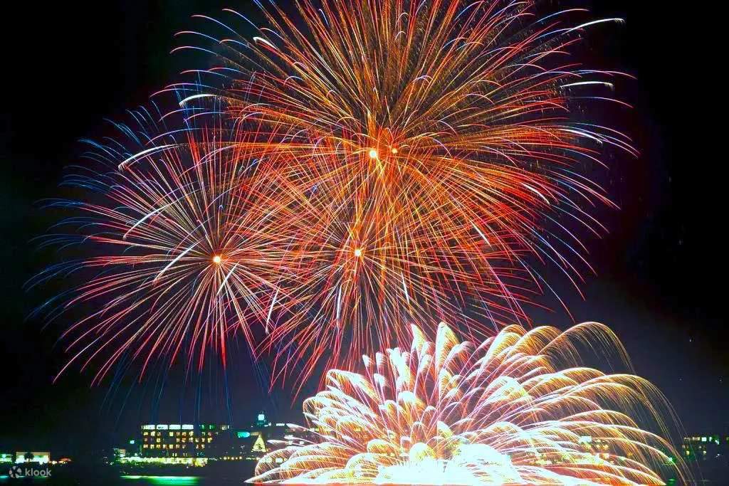 [Limited Time] Mt. Fuji Kawaguchiko Fireworks Festival & Instagrammable ...