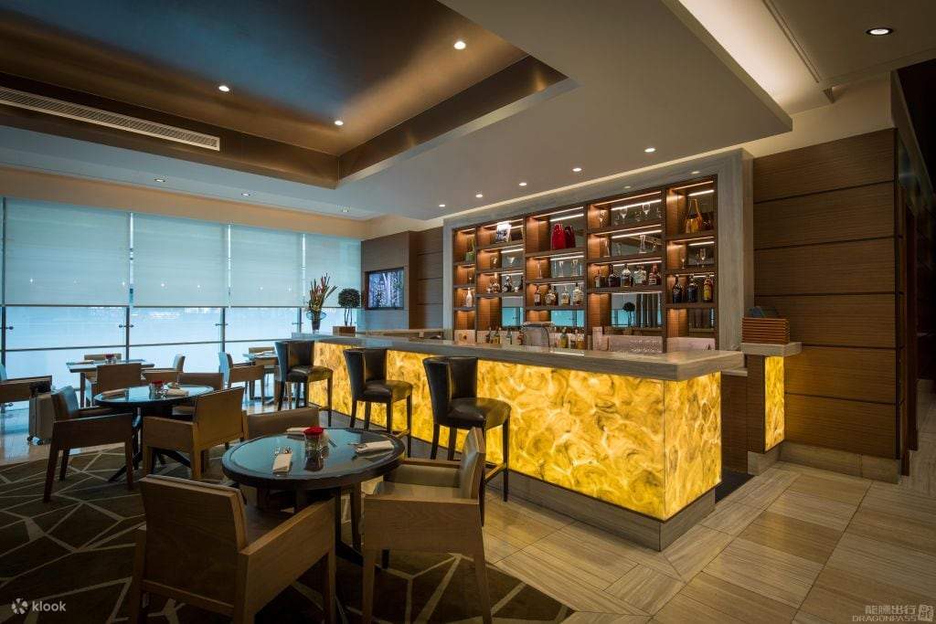 Dubai International Airport Lounge Service by Ahlan Lounge