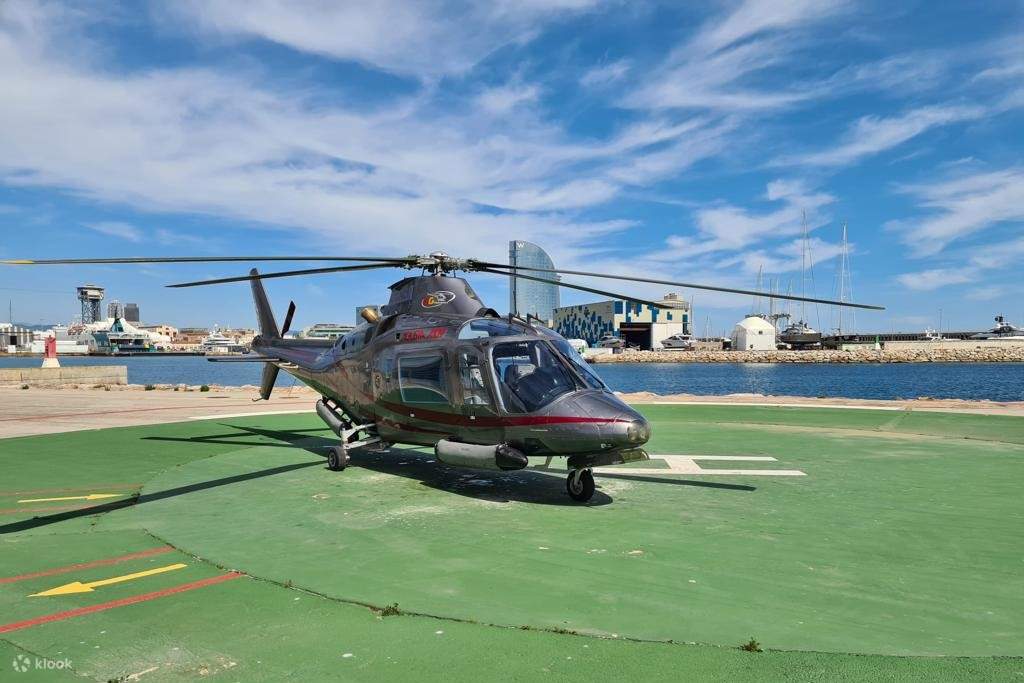 Gambar bagian depan helikopter