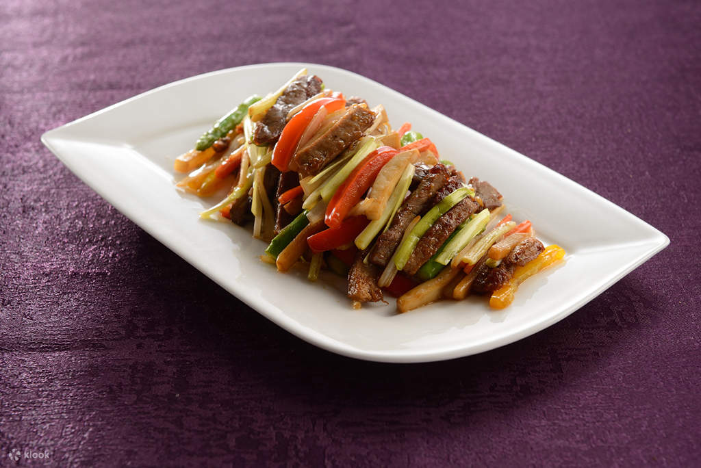 stir-fry minced duck at Chiu Yuet Fong in Grand Mayfull Hotel Taipei