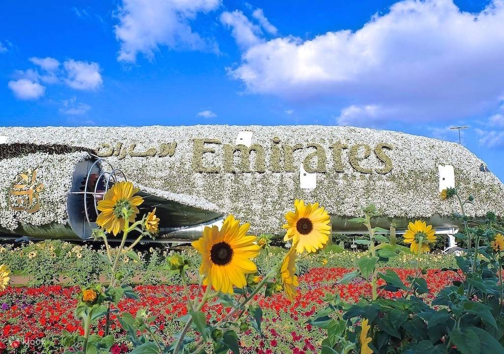 dubai miracle garden