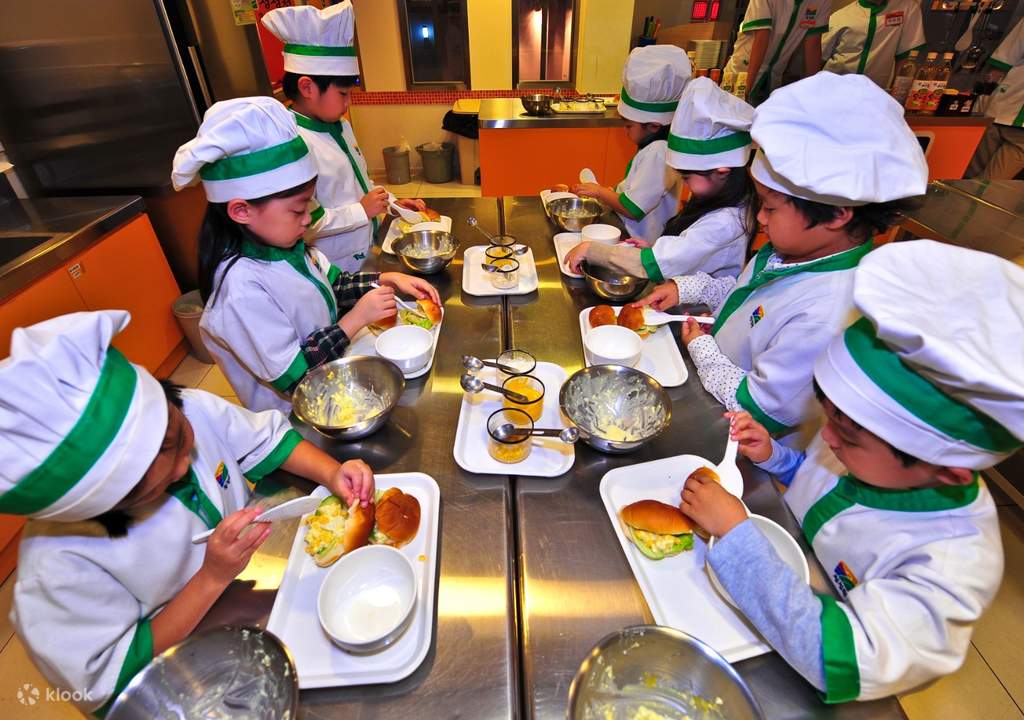 kidzania kuala lumpur