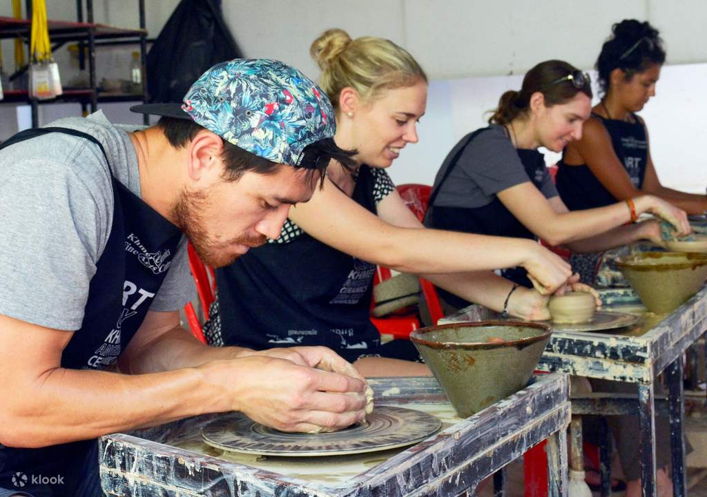things to do in siem reap besides temples | make your own pot souvenirs at khmer ceramics