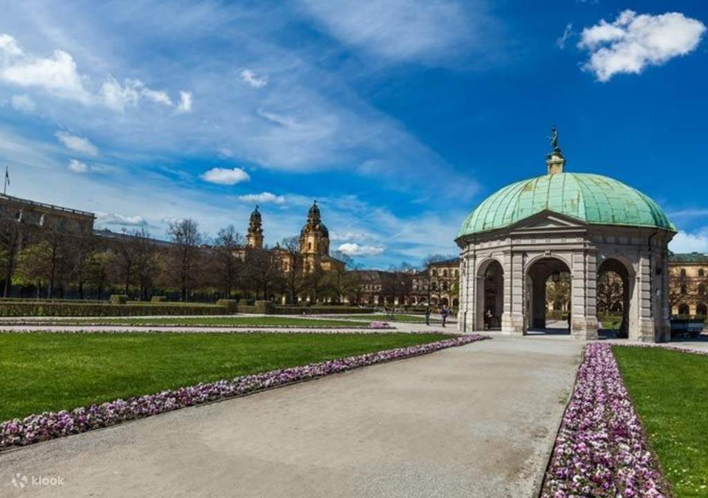 visit the only gothic cathedral in bavaria: saint peter's cathedral