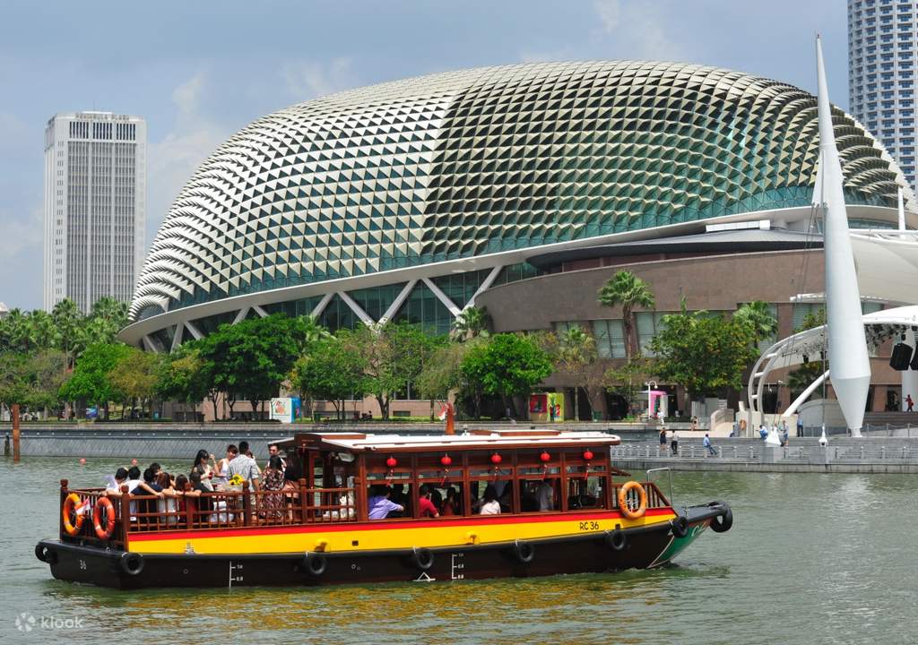 spice up your night with singapore river cruise