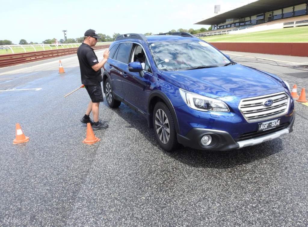 Defensive Driving Course in Melbourne Klook 客路