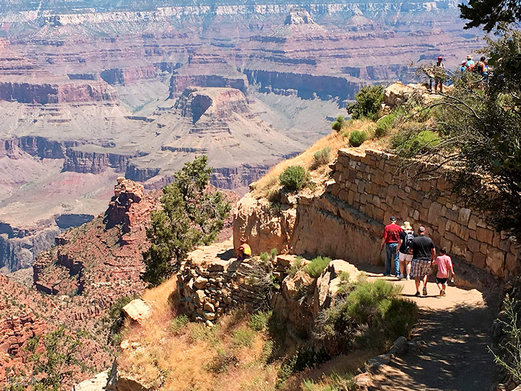 Grand Canyon Vistas and Navajo Reservation Classic Day ...