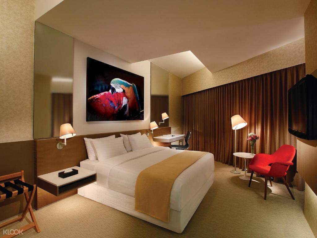 D'Hotel Singapore Stay and Relax Staycation in a Deluxe or Executive