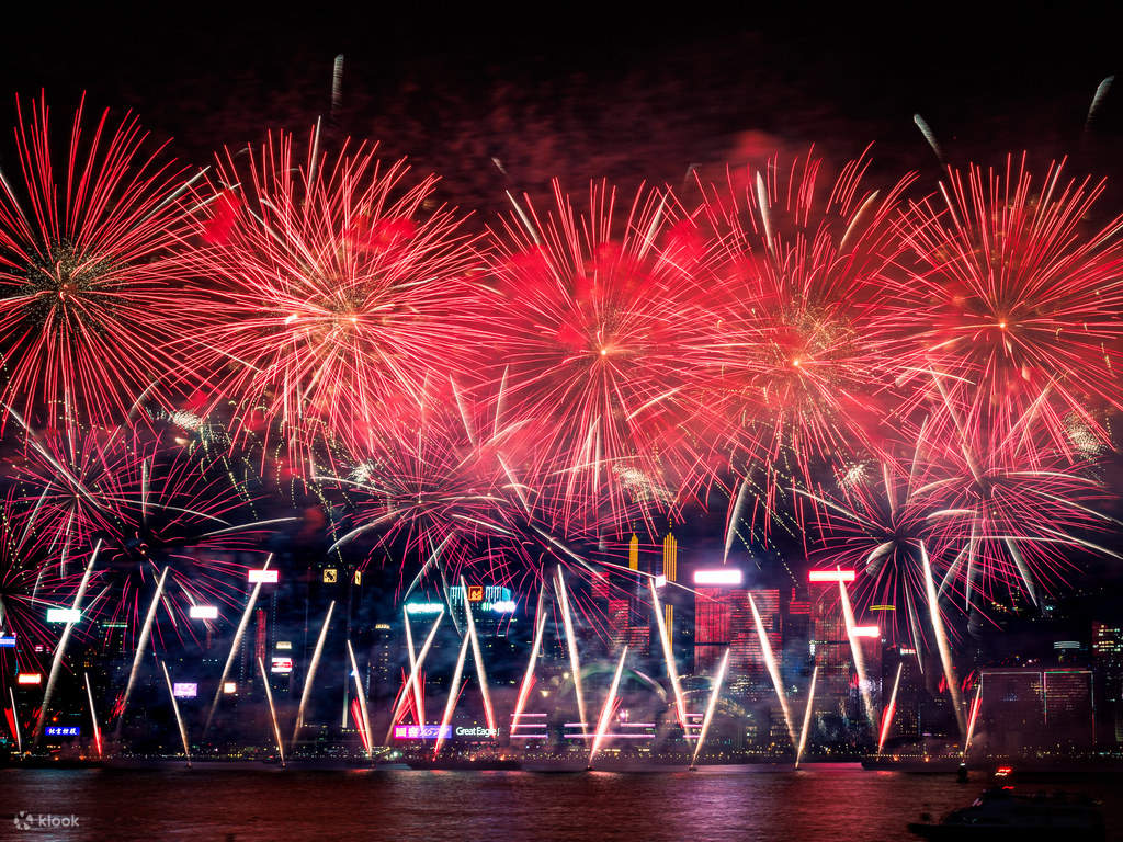 2024 Lunar New Year Fireworks Display Cruise in HK (Includes Dinner