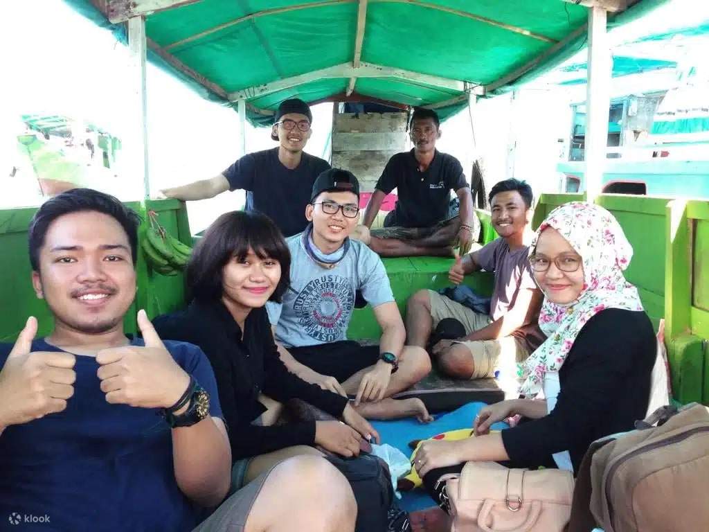 Labune Gp Ganztägige Komodo-Tour in der Gruppe mit einem langsamen Boot ab Labuan ...