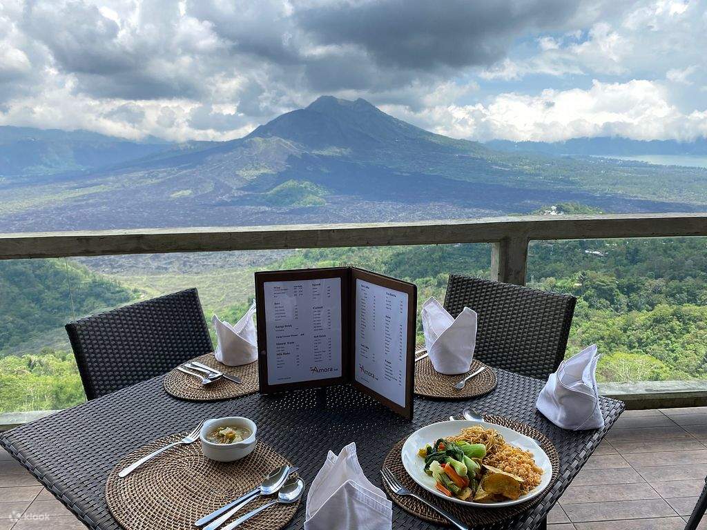 The Forest Lounge at The Forest Cabin Kintamani
