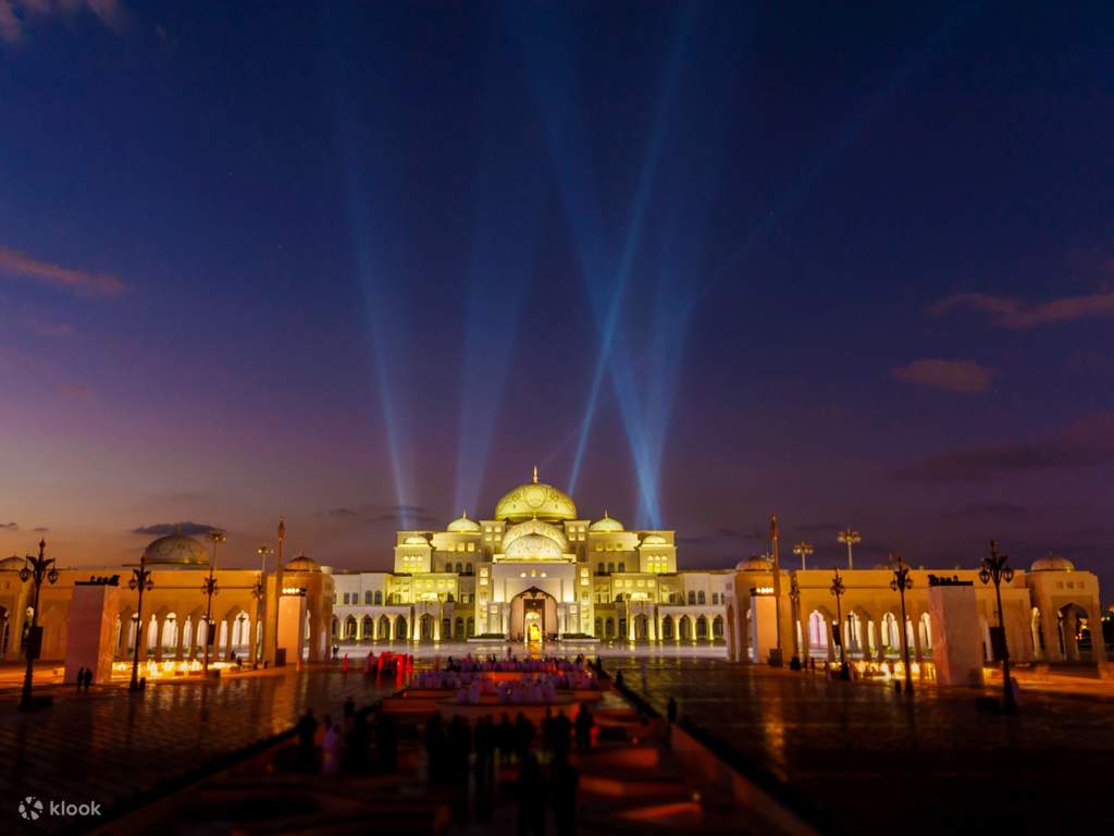 experience royalty at qasr al watan