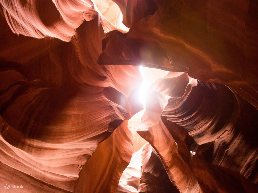 Lower Antelope Canyon Admission with Guide Tour in Page