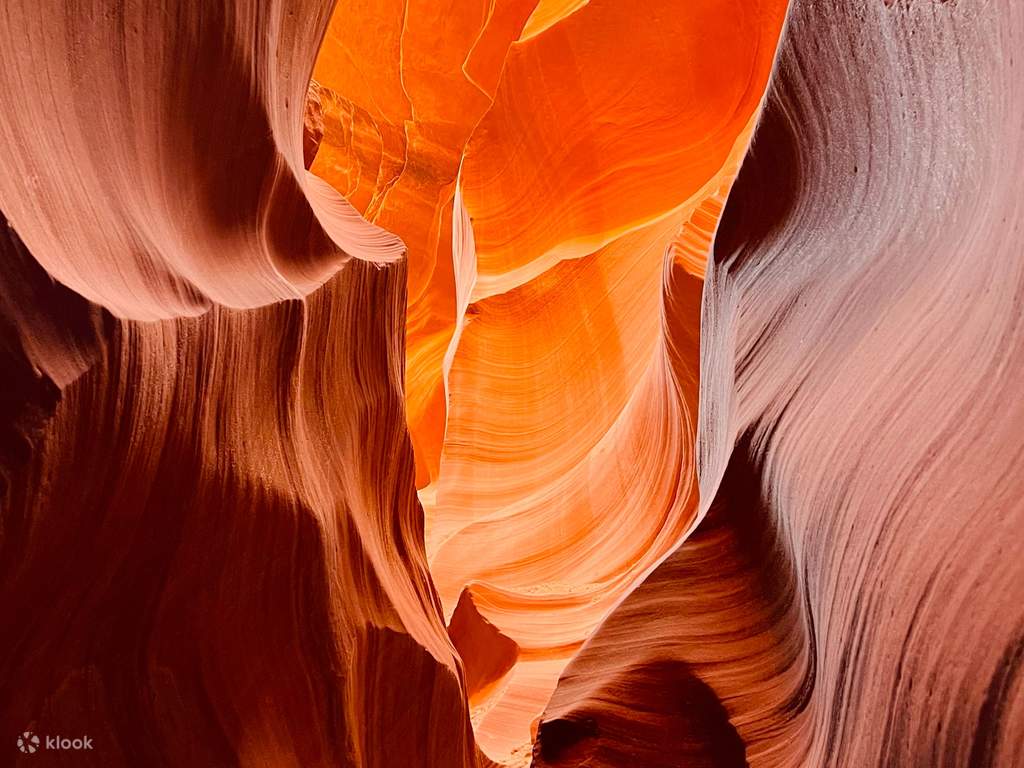 Lower Antelope Canyon Admission with Guide Tour in Page