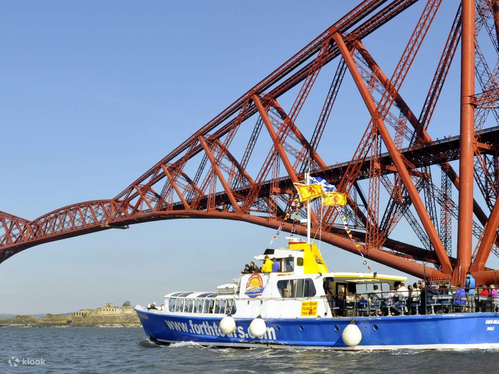 Three Bridges Sightseeing Cruise in Edinburgh