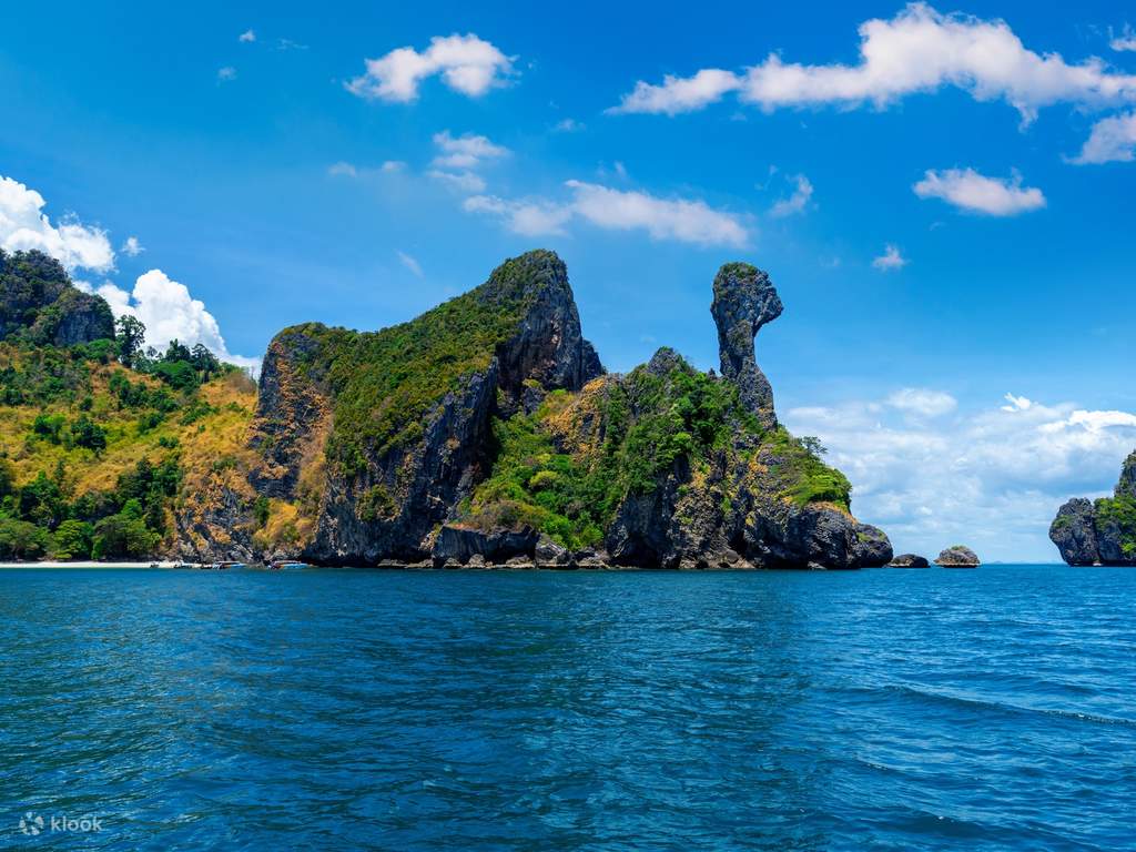 voyage d'île en île à koh poda, koh kai (île du poulet), île de tup et plage de phranang cave