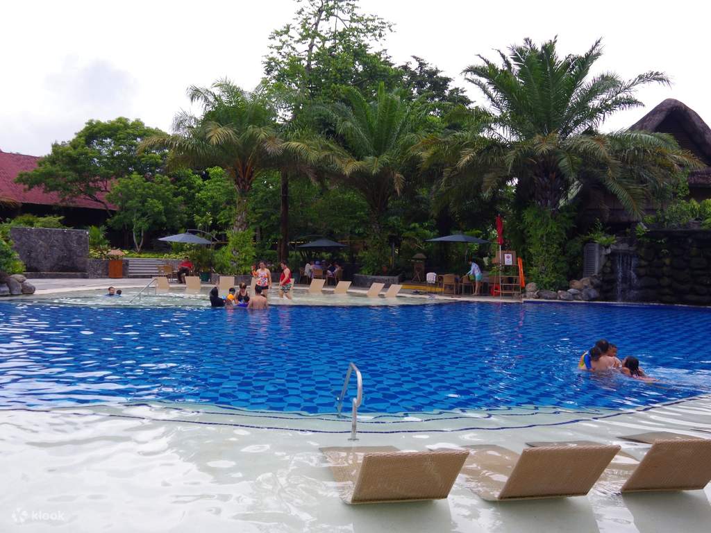 villa escudero