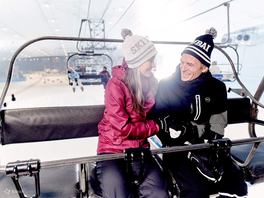 explore the world's largest snow park: ski dubai