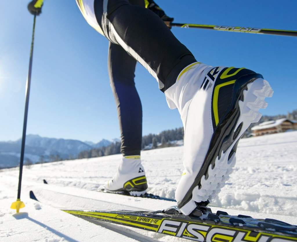 skiing