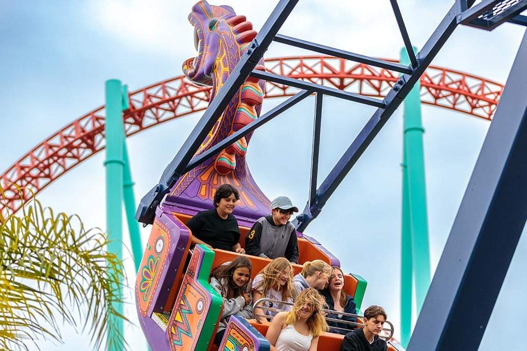 Knott's Berry Farm - 스윙잉 보트 라이드