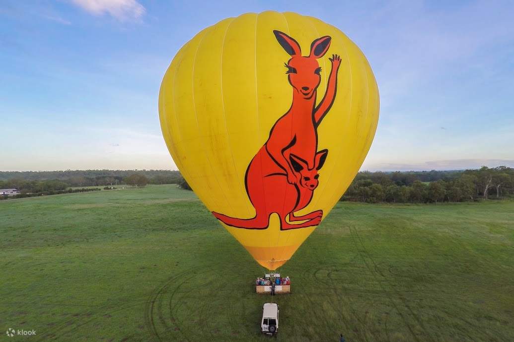 globo aerostático con canguro