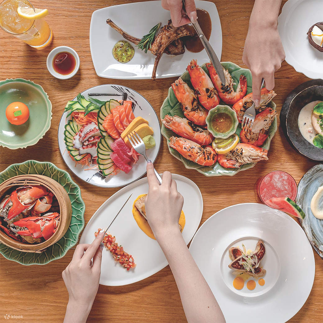 Phòng ăn Buffet tại Grand Hyatt Erawan Bangkok