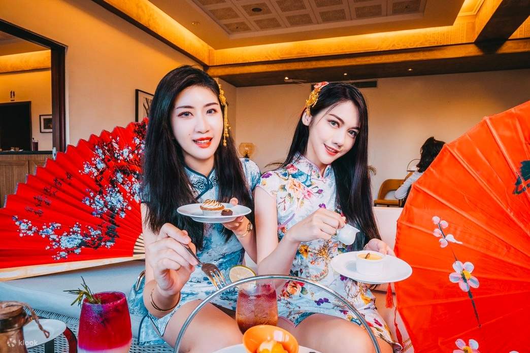 Experiencia de múltiples escenarios con cheongsam en Kaohsiung VAVAVOOM