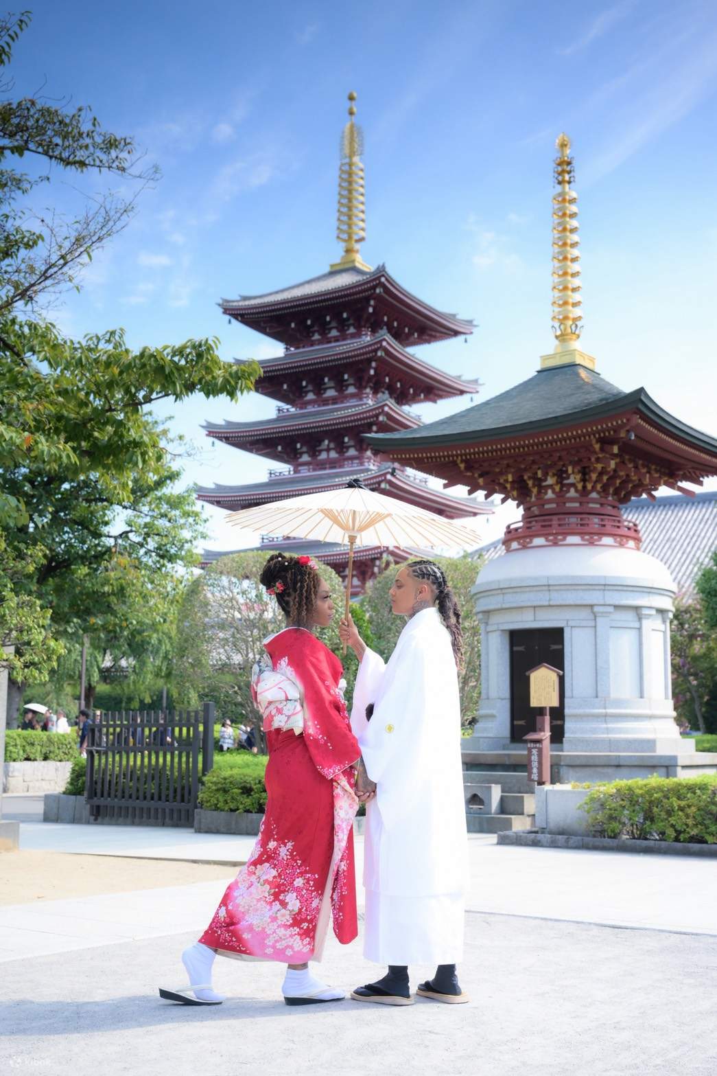 Location de kimonos et prise de photos à Asakusa (Tokyo / fourni par Kimonoya Mizuki)
