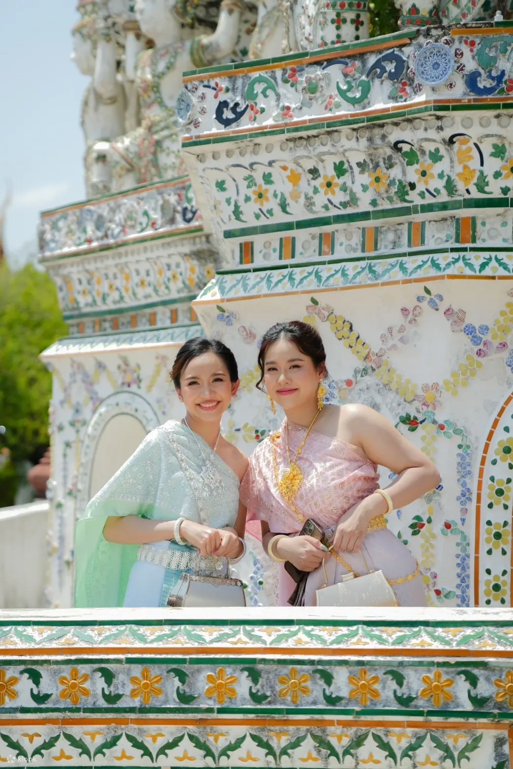 体验 Thai Story 的传统泰式服装