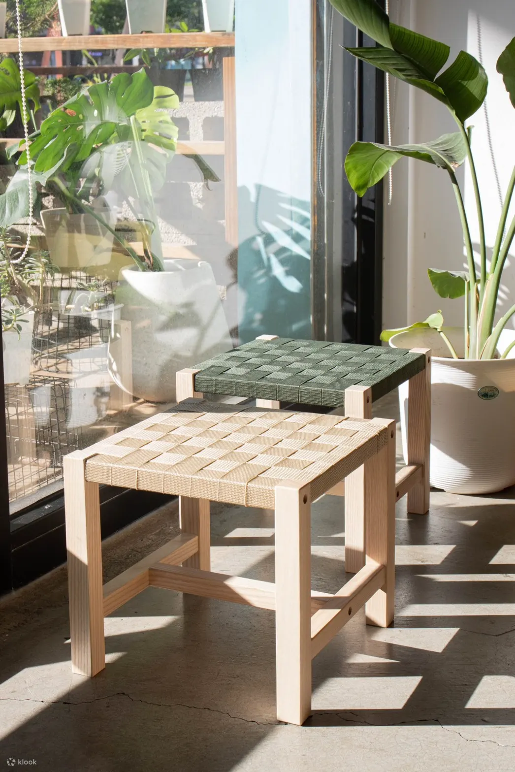 Taichung｜Carpentry experience with a brother and sister