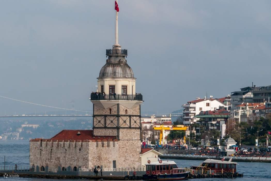 Pemandangan Menara Perawan di Istanbul