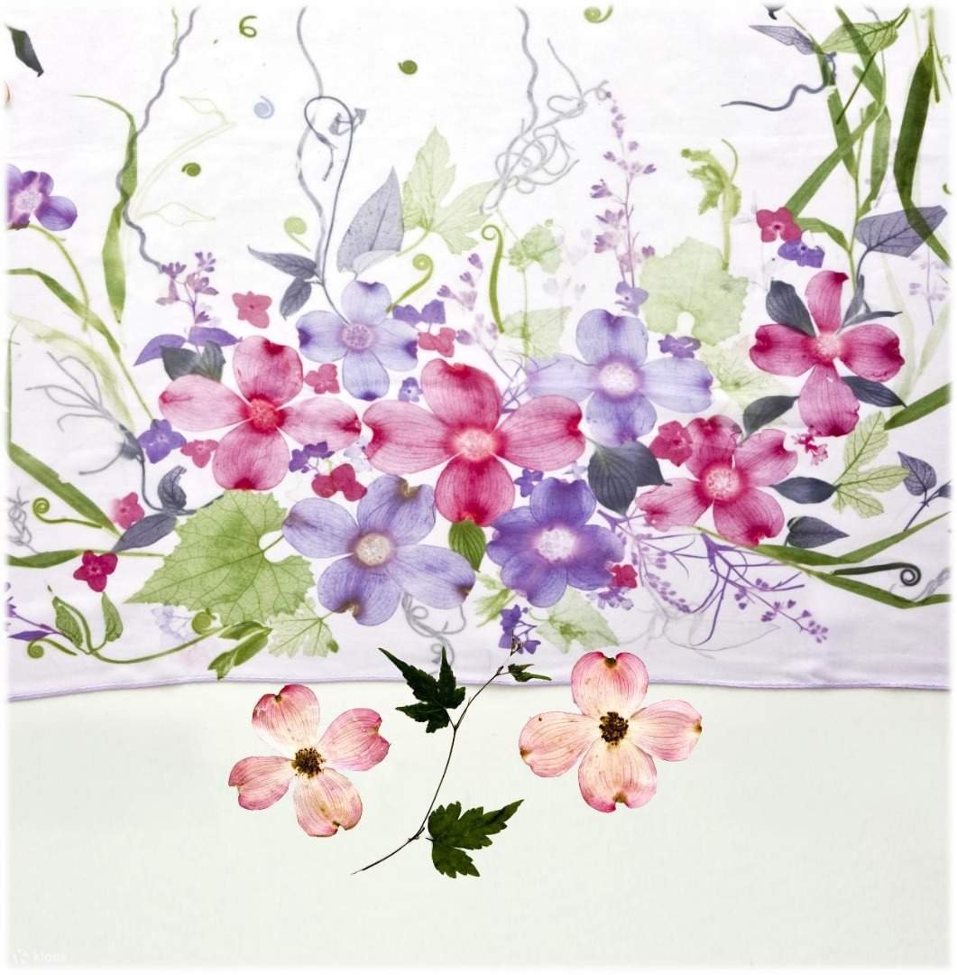 bufanda de diseño floral en Japón