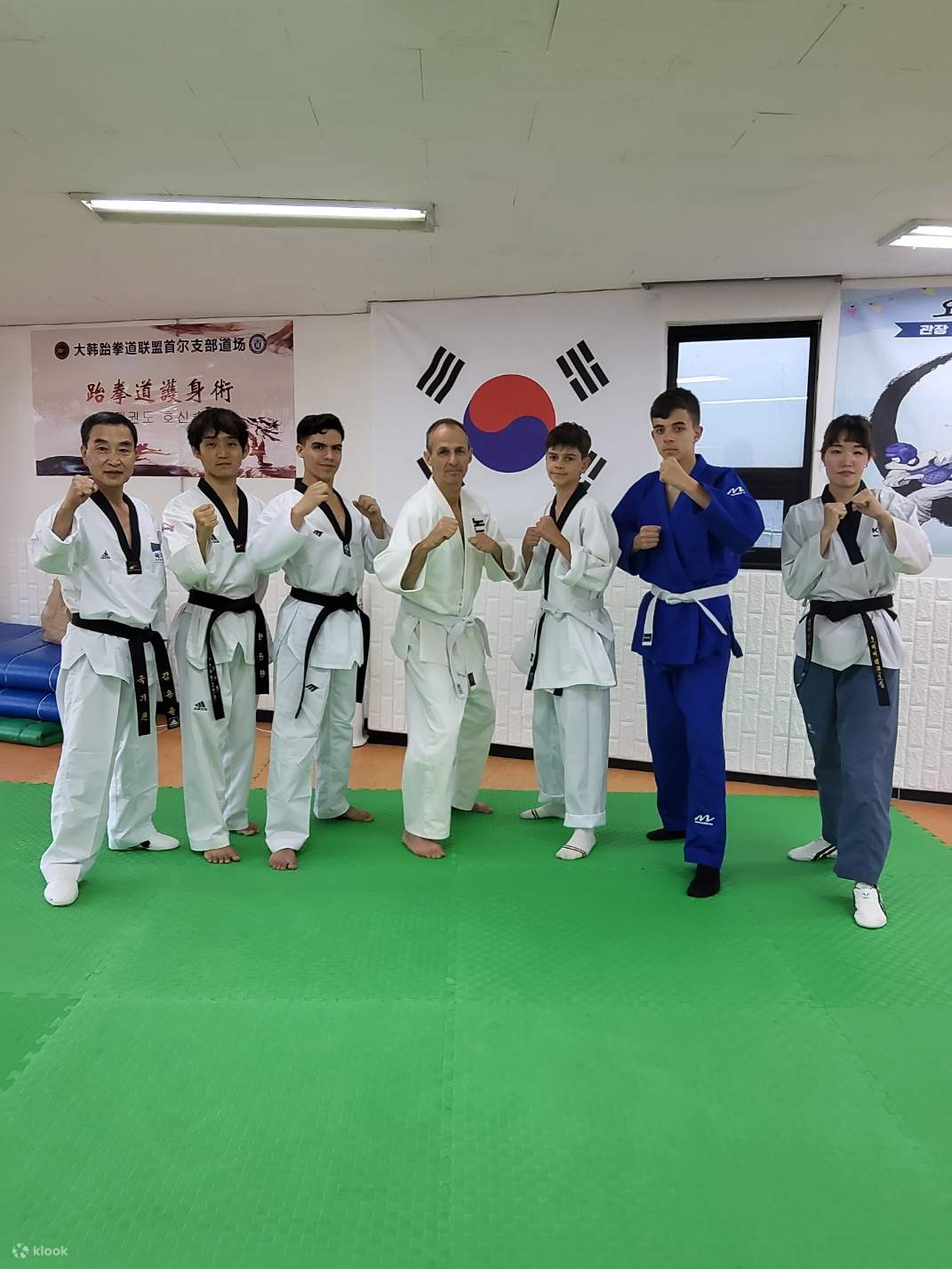 Cours de taekwondo d'une journée à Séoul Myeong-dong