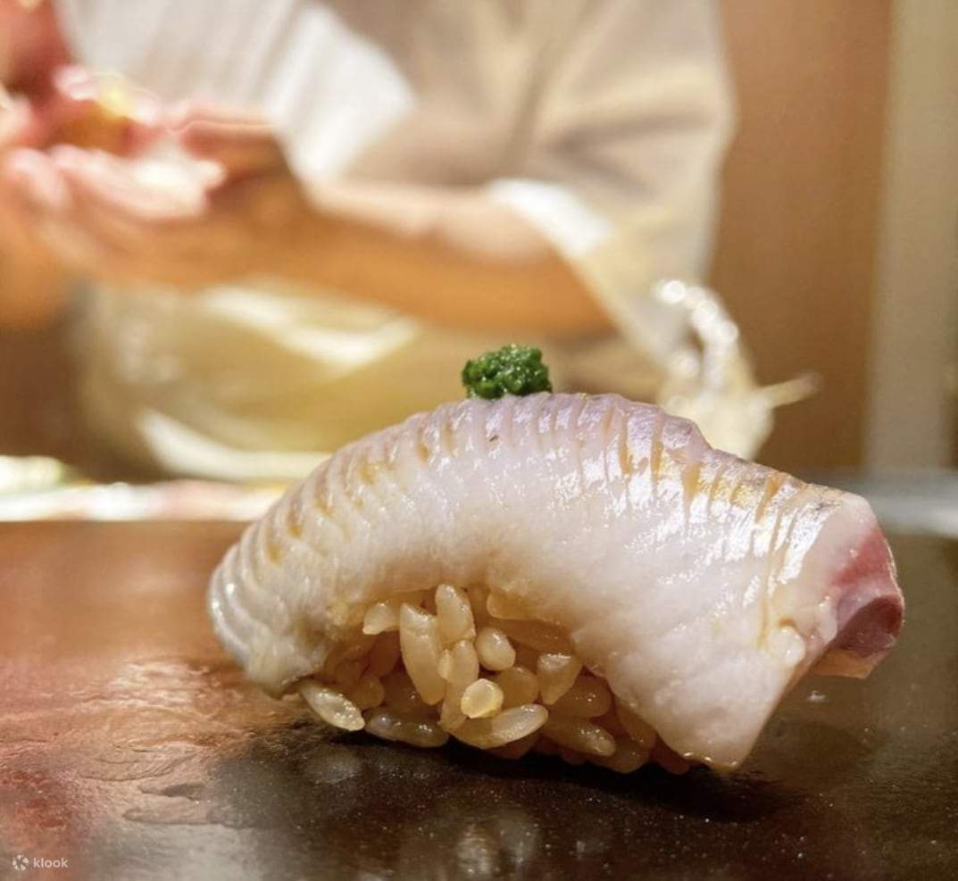 在富士山脚下体验正宗寿司课程