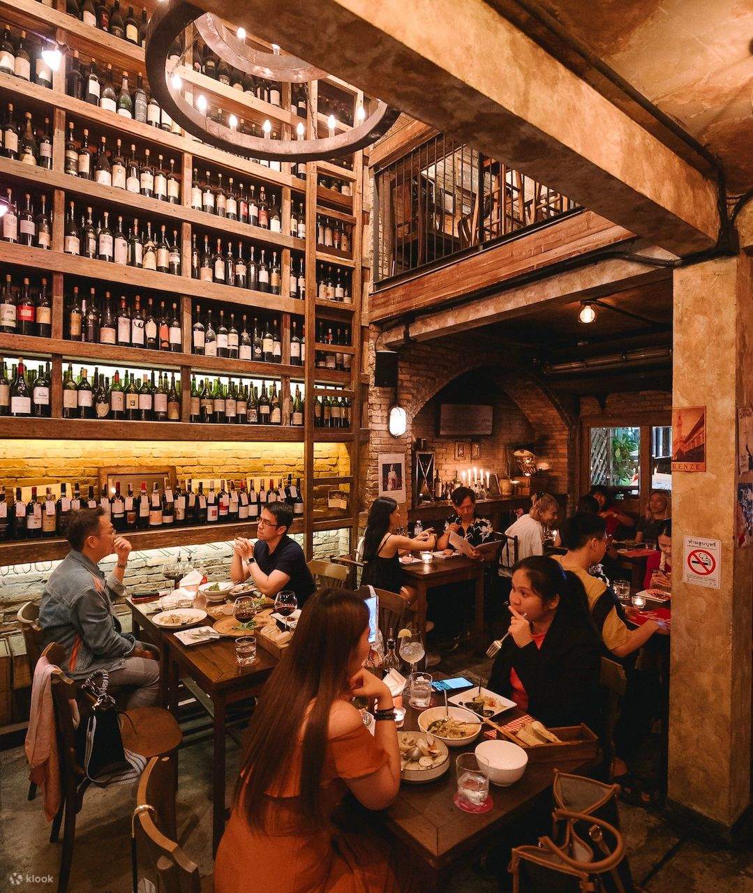 Cantina Wine Bar & Italian Kitchen in Ari, Bangkok