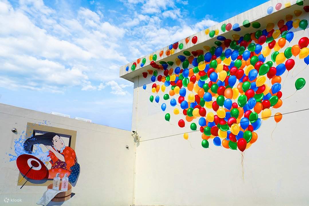 balloons at Eggs Technology Village