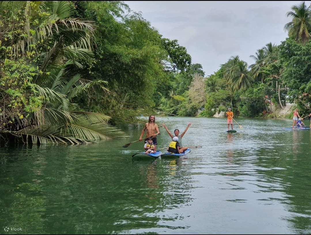 Aventure de paddle sur le fleuve Loboc à Bohol