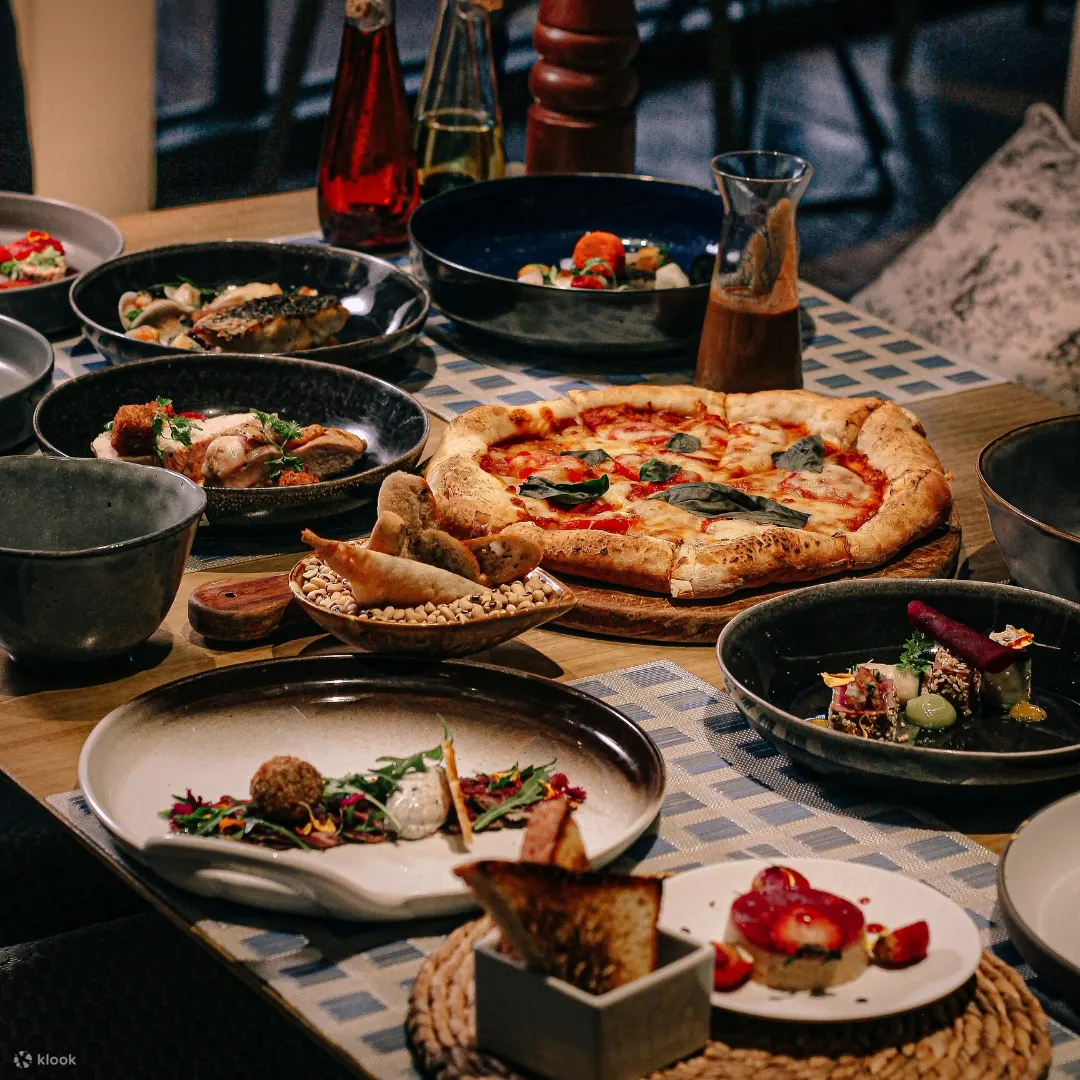 吉隆坡白沙罗索菲特酒店的 Nizza