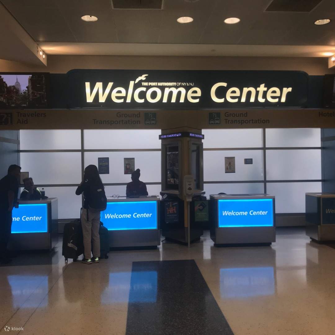 第7航站楼地面交通服务台