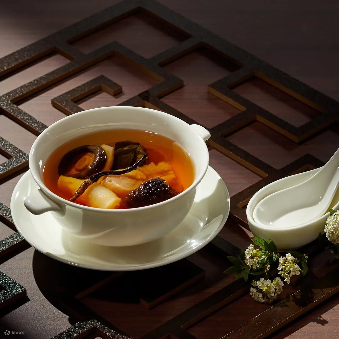 Mei Jiang at The Peninsula Bangkok (Michelin Guide 2020)