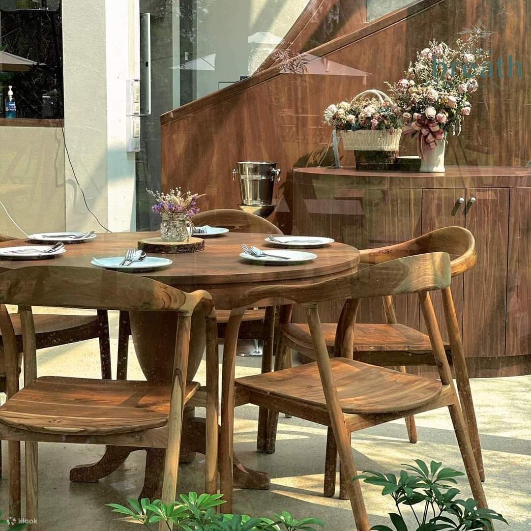 Brunch at Take a Breath - Cafe & Eatery