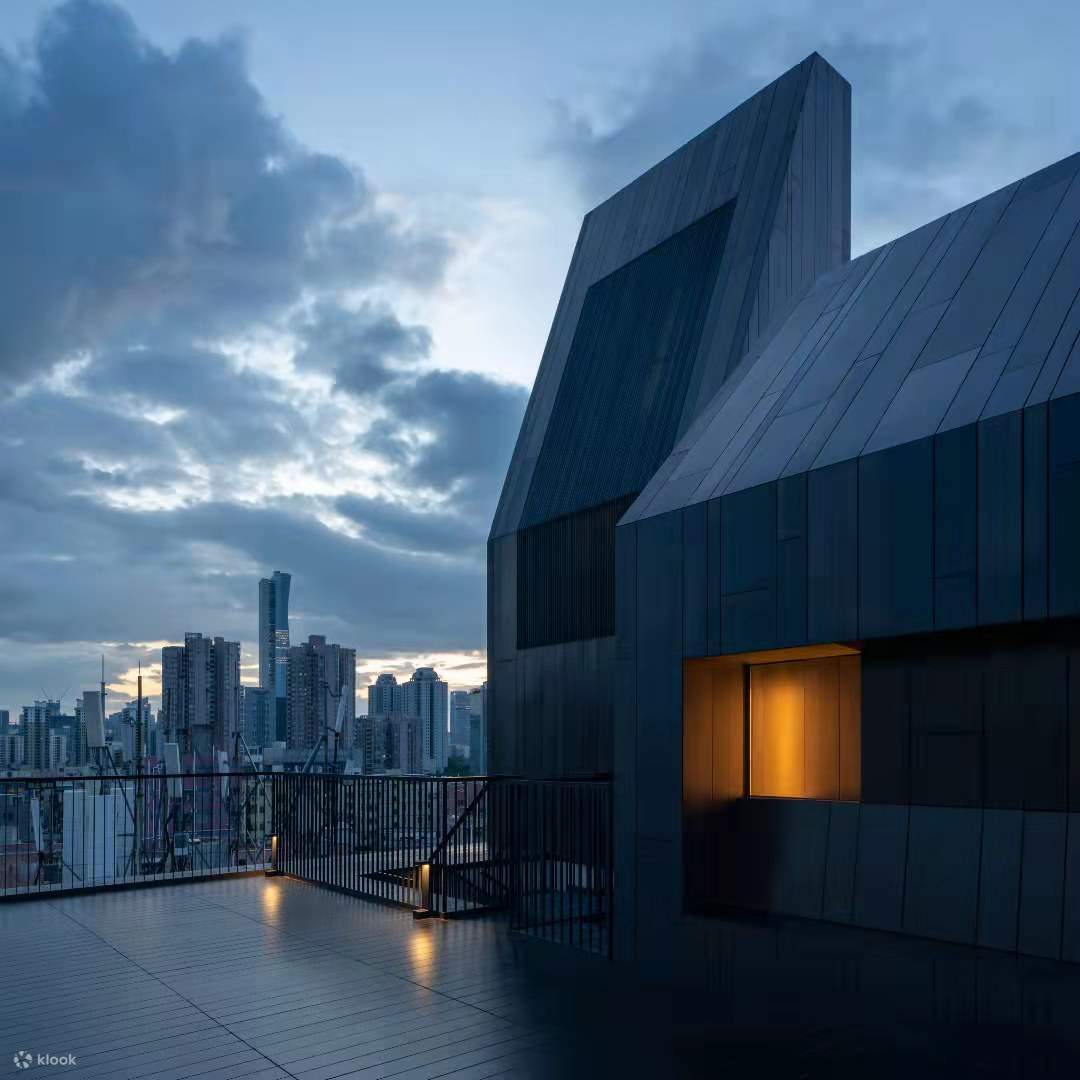 Hotel hari ini bukan lagi tempat yang mudah untuk menginap. Hotel yang sangat baik, yang dapat mencerminkan teras semangat bandar, Youxiong adalah tempat yang boleh mencerminkan ciri-ciri Bandar Shenzhen dan percaya kepada falsafah seni kehidupan. Golonga